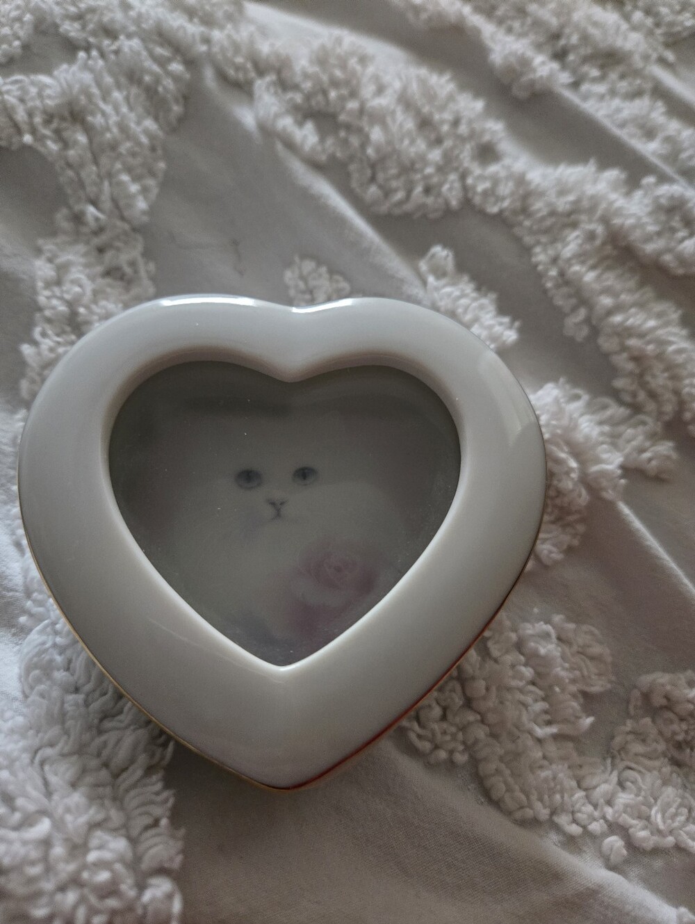 Vintage Otagiri White Heart-Shaped Trinket Jewelery Dish Bob Harrison Gold Gilt